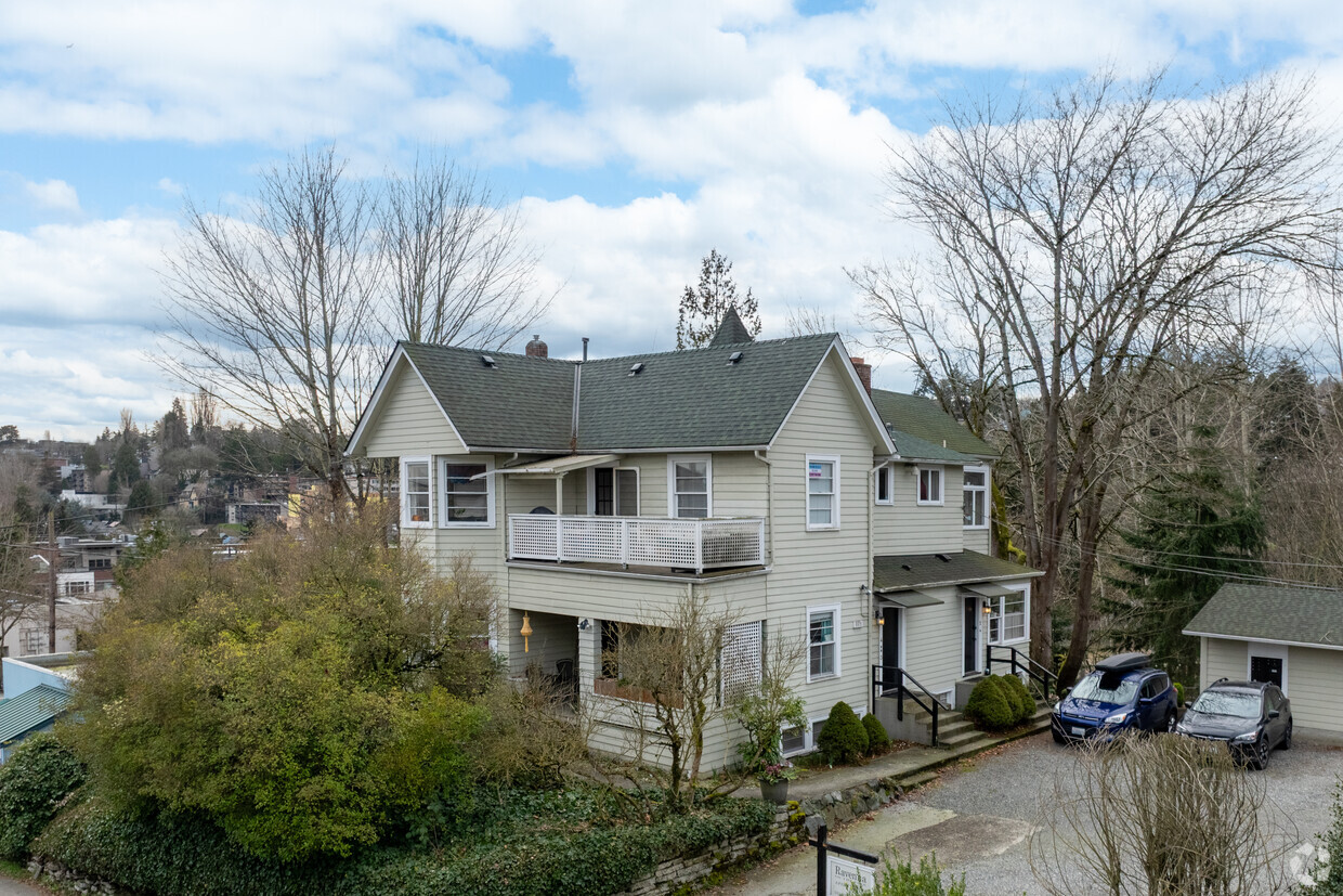 Primary Photo - 5511 25th Ave NE