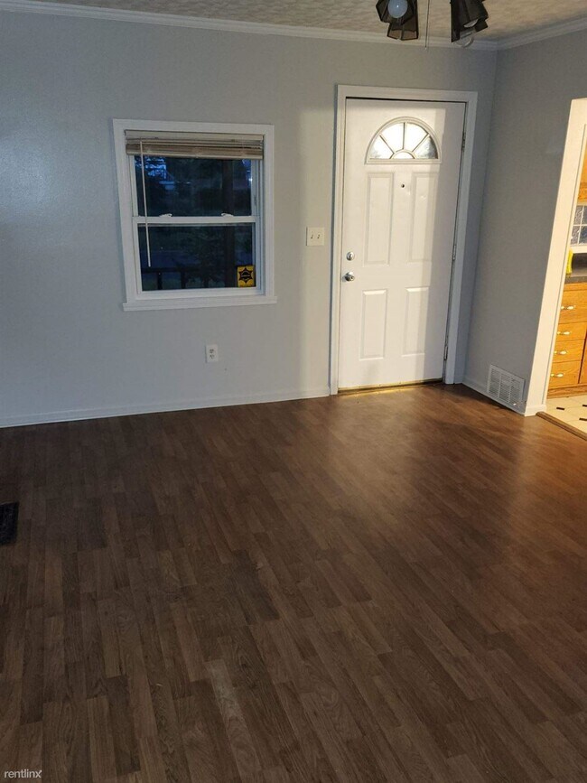 Building Photo - 4 br, 1 bath House - 140 Dale St