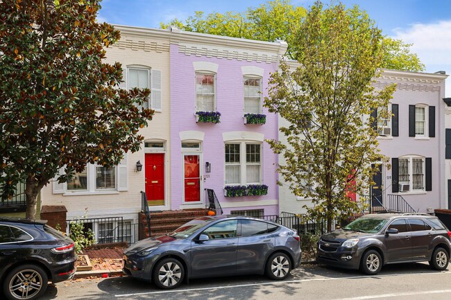 Foto del edificio - 1225 33rd St NW