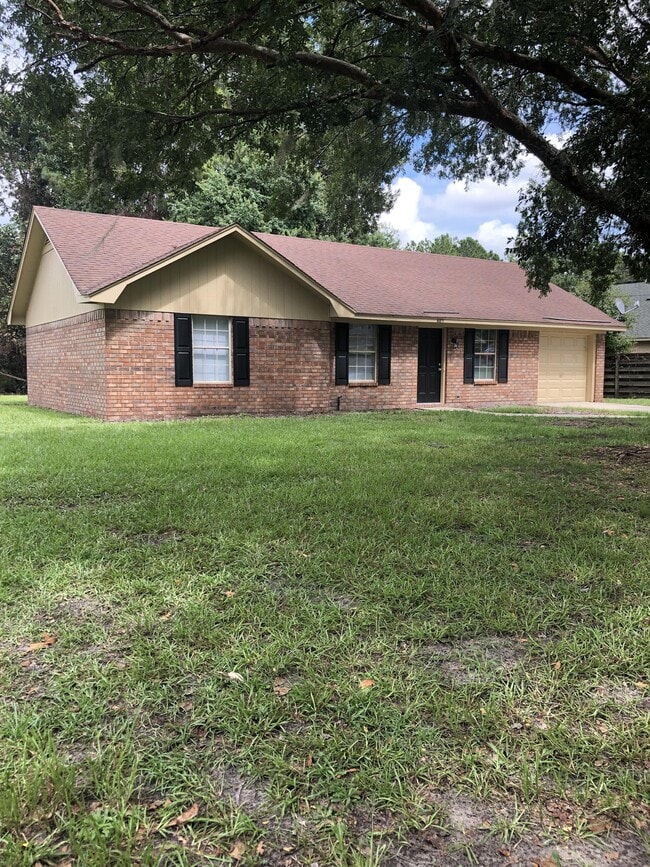 Building Photo - 663 Windward Dr