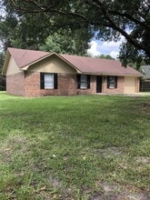 Building Photo - 663 Windward Dr