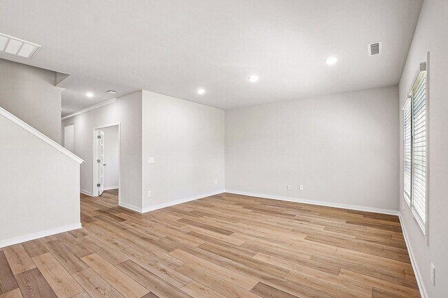 Foto del edificio - 412 Southland Dr