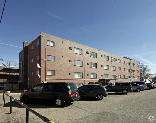 Knight Apartments in Downtown Greeley Apartments in Greeley, CO