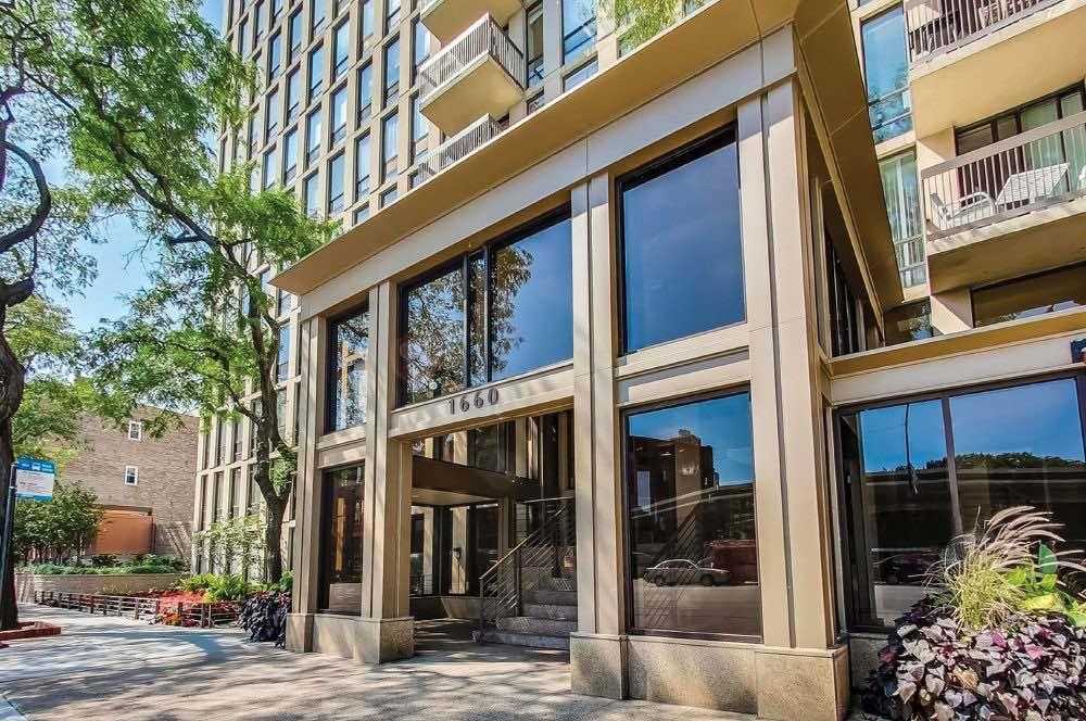 Foto principal - 1660 N La Salle Dr
