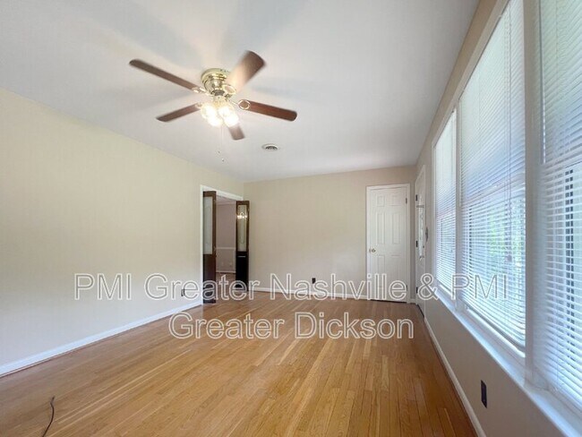 Foto del edificio - 4326 Hwy 48 N