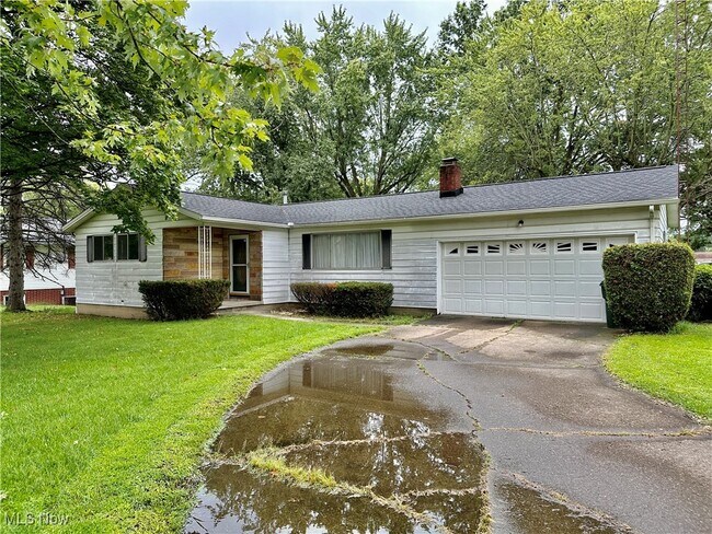 Foto del edificio - 1370 W Vine St