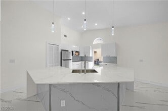 Building Photo - 3832 Sabal Springs Blvd