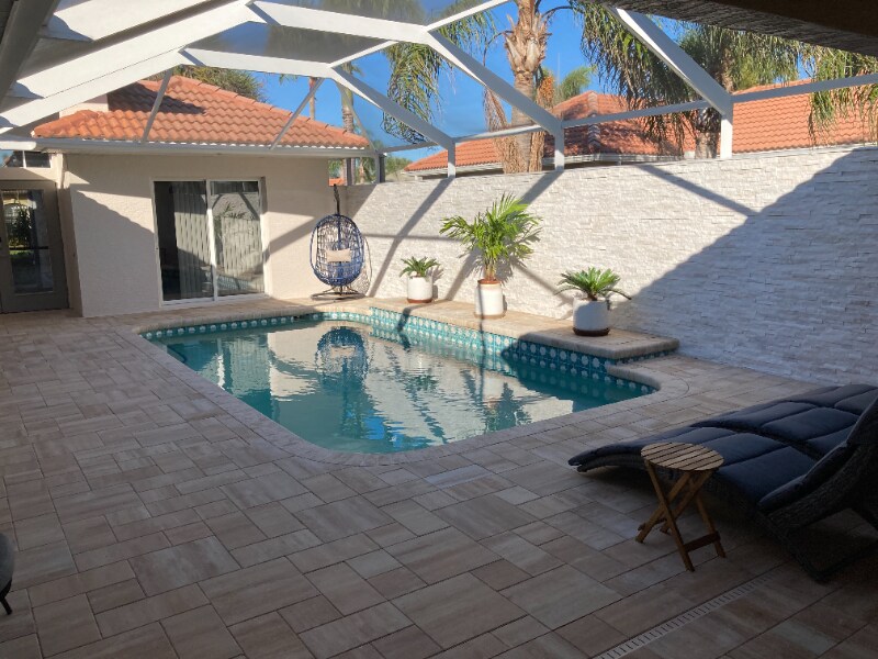 Foto principal - 104 Cala Ct