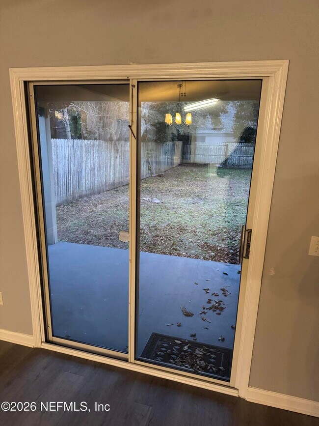 Foto del edificio - 5558 Oak Crossing Dr