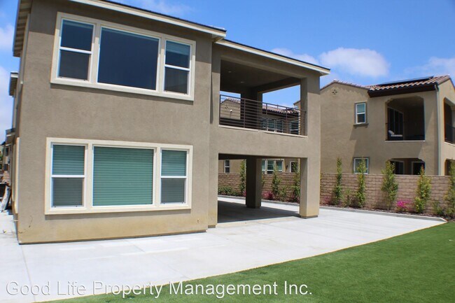 Building Photo - 4 br, 3.5 bath House - 6749 Kenmar Way