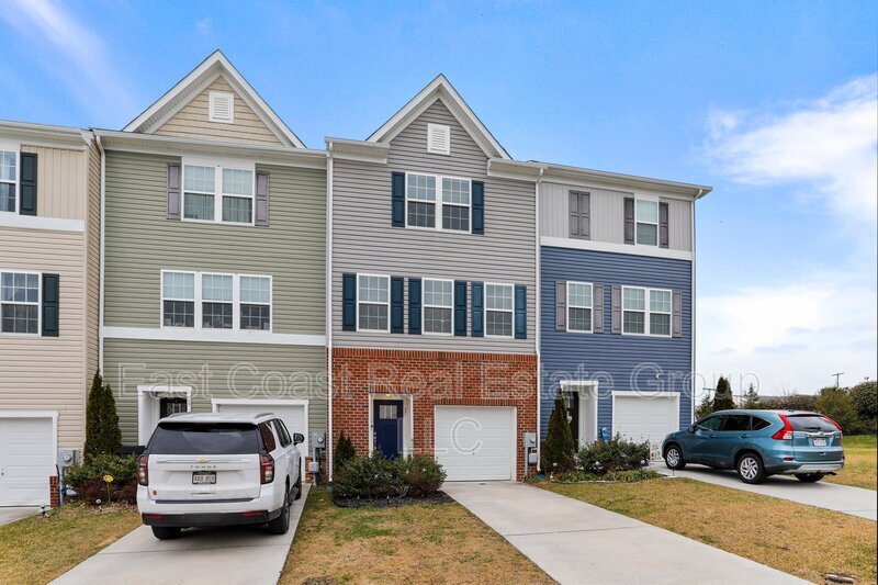 Primary Photo - 97 Drexel Ct