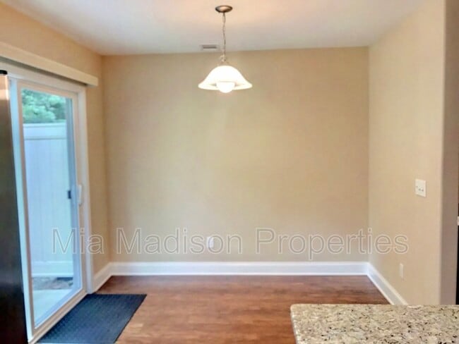 Building Photo - 11330 White Bluff Rd