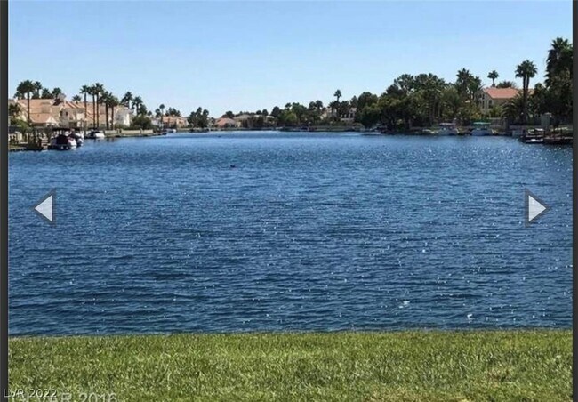 Building Photo - 3151 N Soaring Gulls Dr