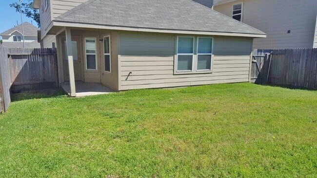 Foto del edificio - 723 North Ella Creek Drive