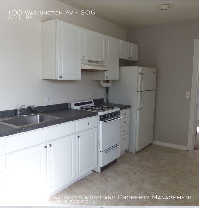 Building Photo - 100 Washington Av #205