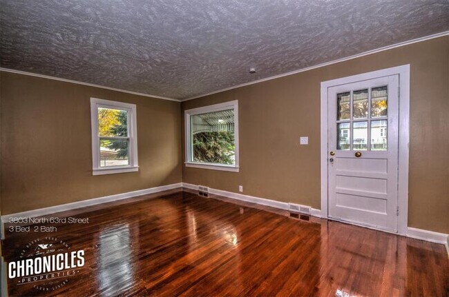 Foto del edificio - 3803 N 63rd St