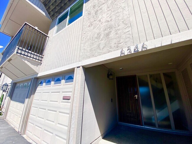 Building Photo - FOR RENT -  3 Bd/2 Ba 1,392 Sf In Friars Village Community, Townhome In San Diego Fashion Valley ...