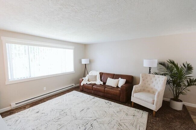 living room - 1605 3rd St