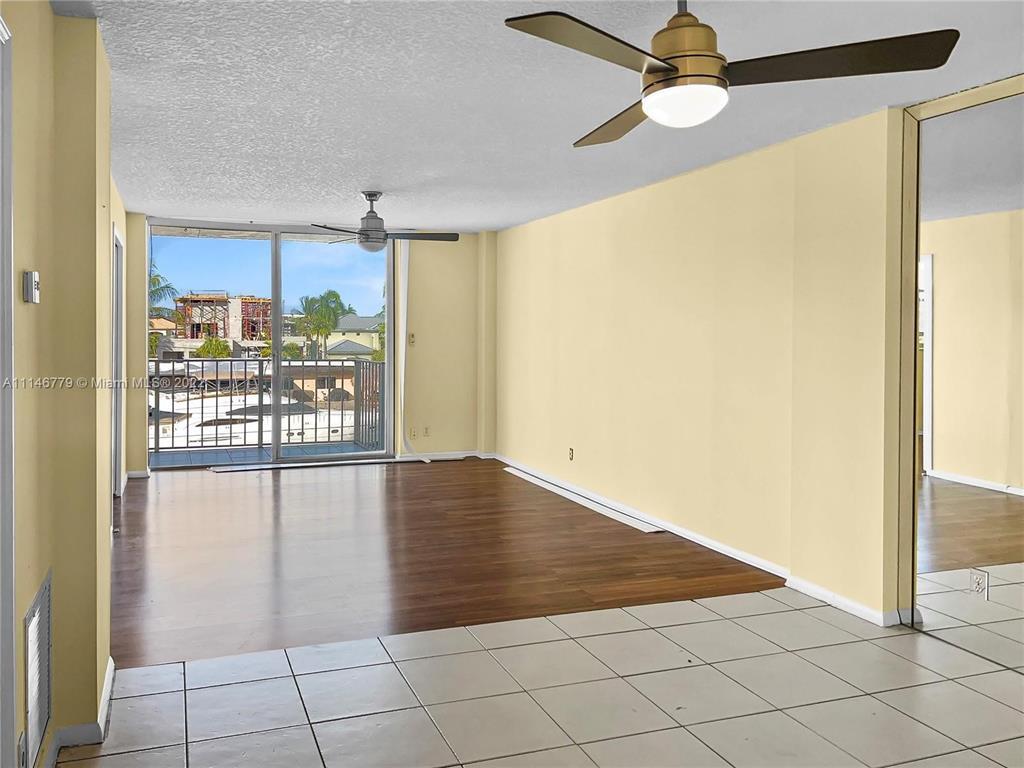 Foto principal - 1777 SE 15th St