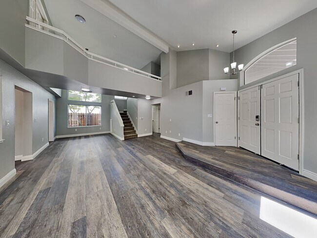 Building Photo - 8333 Elegans Ct