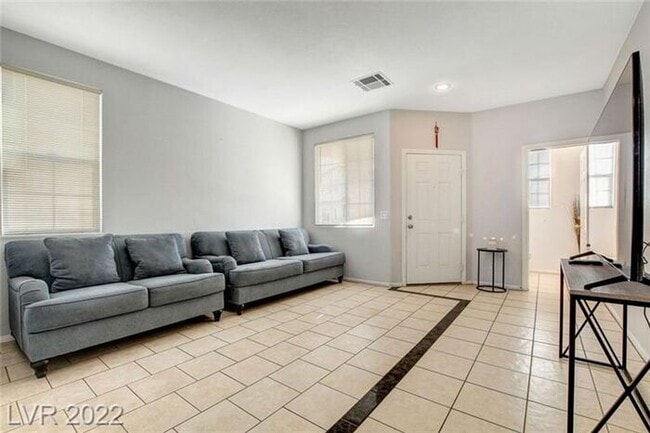 Building Photo - Beautiful Southwest Rental Near Buffalo & Warm Springs!