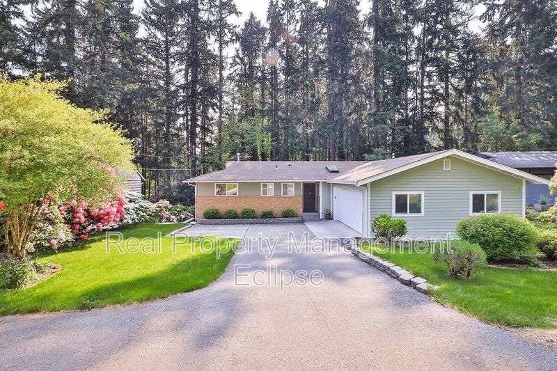 Primary Photo - 4126 161st Ave SE