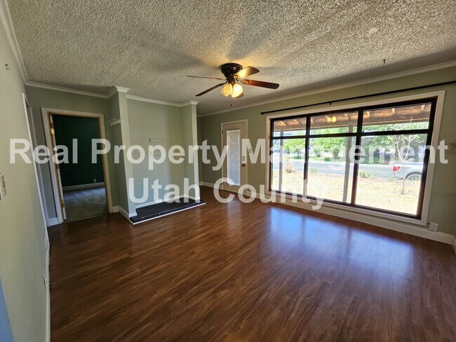 Foto del edificio - Pet Friendly Orem Home