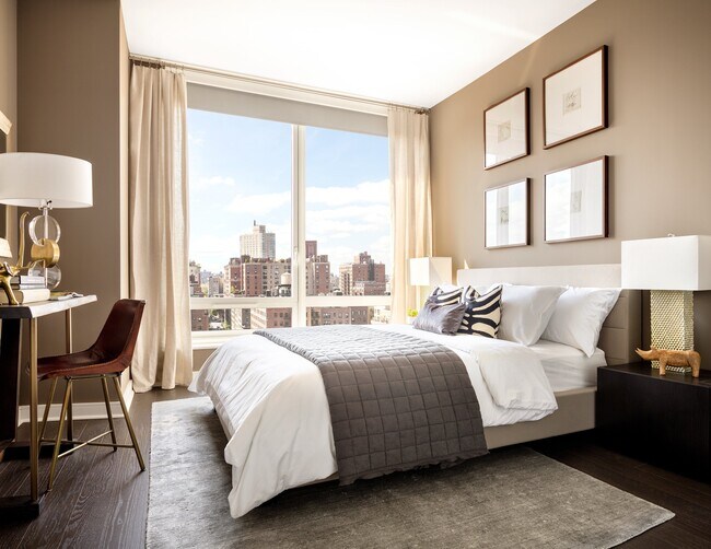 Foto del edificio - 205 E 92nd St