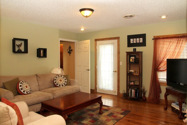 Living Room - 3506 S State Rte 157