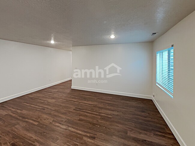 Foto del edificio - 6101 W Arranmore Dr