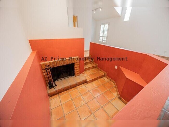 Building Photo - 5354 N 3rd Ave