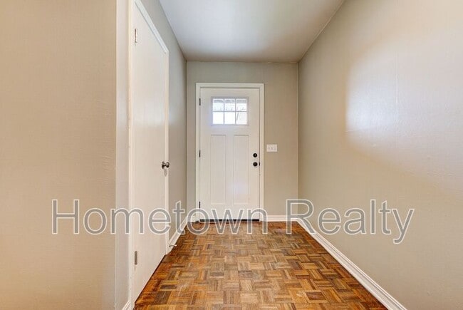 Building Photo - 2511 NW 45th St