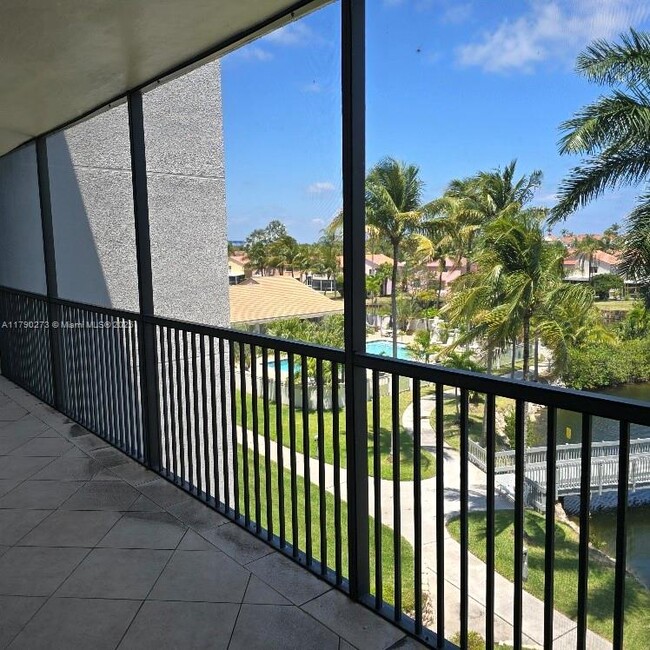 Foto del edificio - 545 SE 12th St