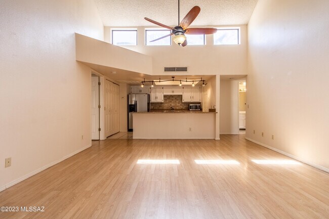 Building Photo - 1200 E River Rd