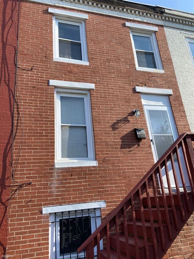 Foto del edificio - 2 br, 2 bath House - 916 Ramsay St