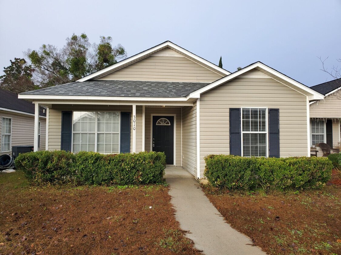 Primary Photo - Cute 3BD/2BA located on a cul-de-sac!