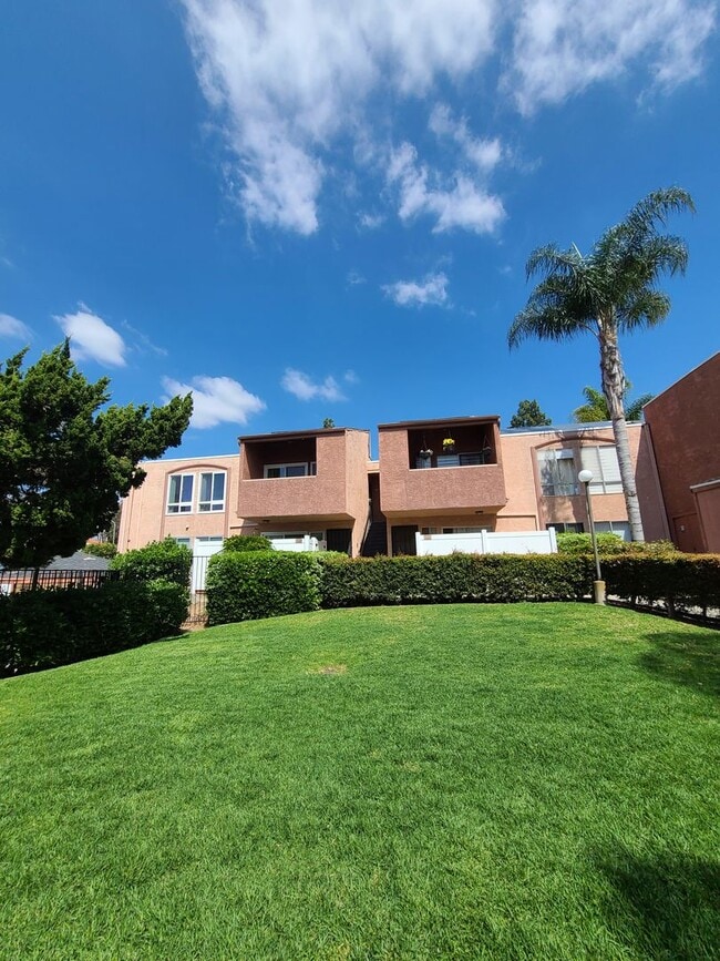 Building Photo - 7740 Margerum Ave