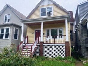 Building Photo - 3827 N Albany Ave