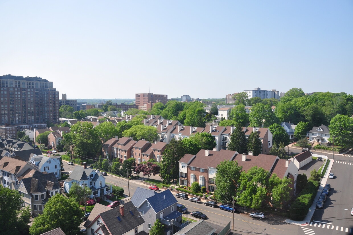 300 Broad St Unit 906, Stamford, CT 06901 Condo for Rent in Stamford