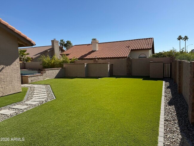 Foto del edificio - 7031 W Wescott Dr