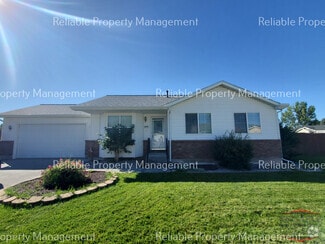 Building Photo - 4440 E Ladino Dr