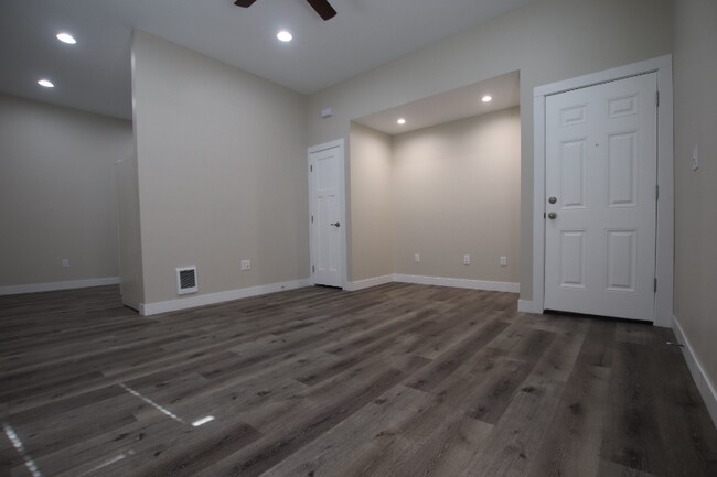 Foto del edificio - 527 Hillsdale St