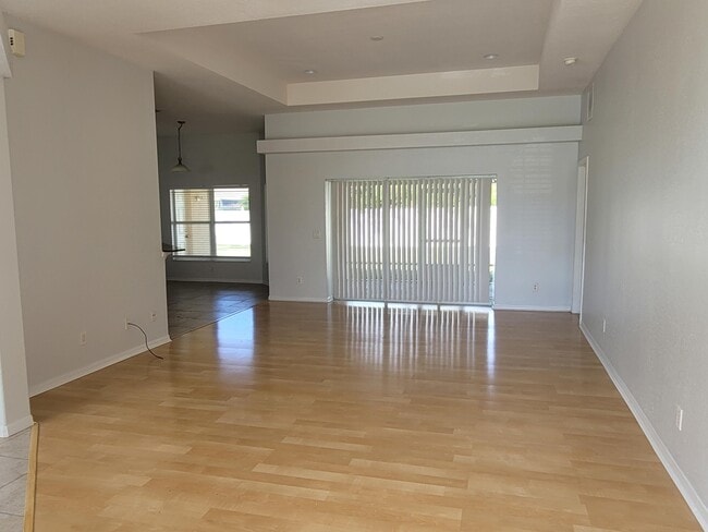 Building Photo - 3414 SW Galeti St