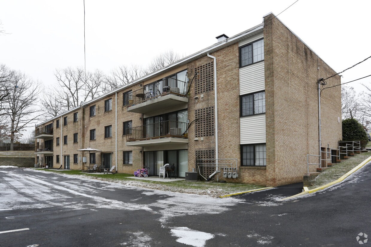 Foto principal - 5105 10th Pl S