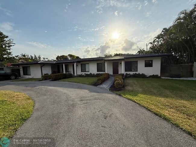 Foto del edificio - 1418 NE 26th Ave