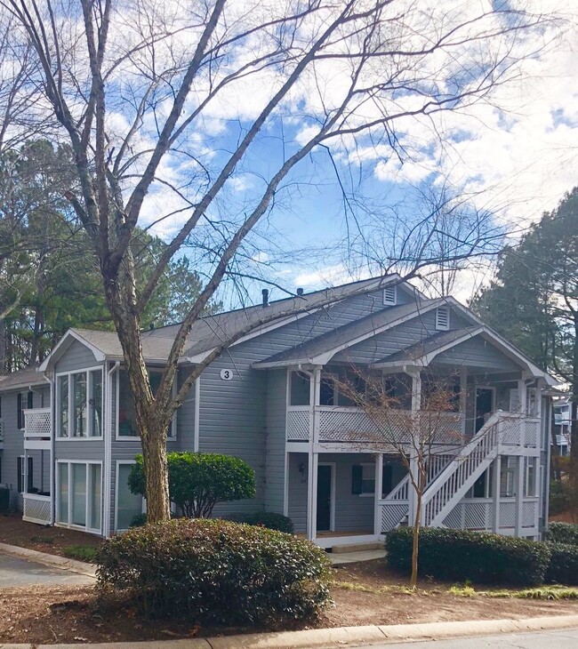 Foto del edificio - Renovated 2/1 Condo in Sandy Springs w/ Po...