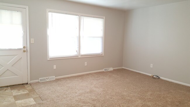 Foto del edificio - 5824 Christie Ave SE