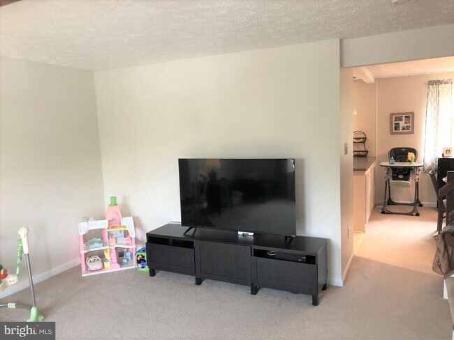 Foto del edificio - 14140 Honey Hill Ct