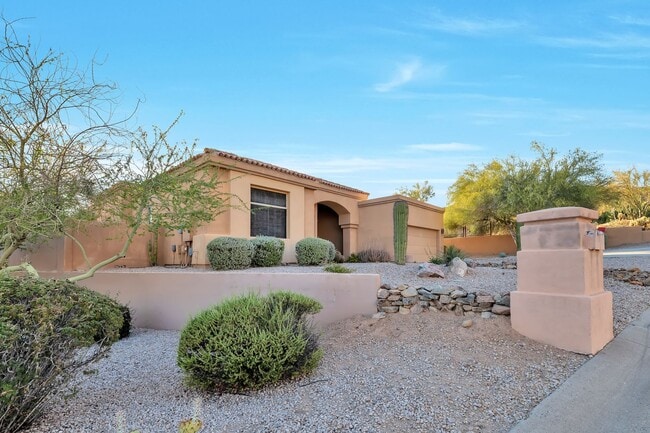 Foto del edificio - Discover Luxury Living at McDowell Mountai...