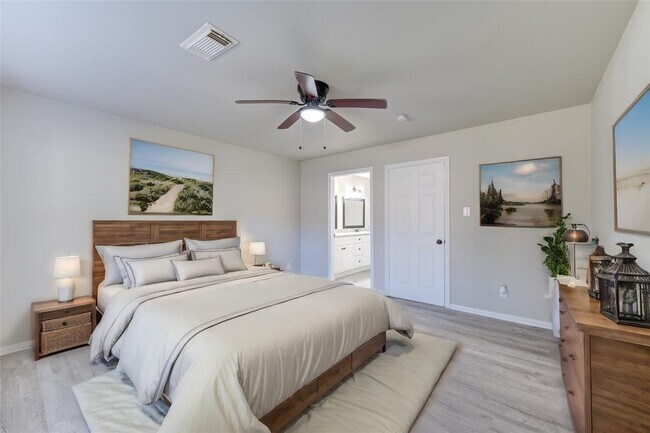 Foto del edificio - 10647 Hazelhurst Dr